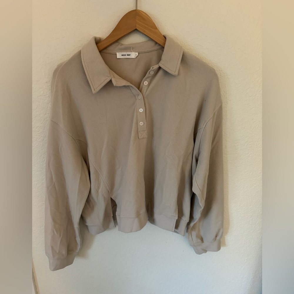 Mod ref light weight sweater